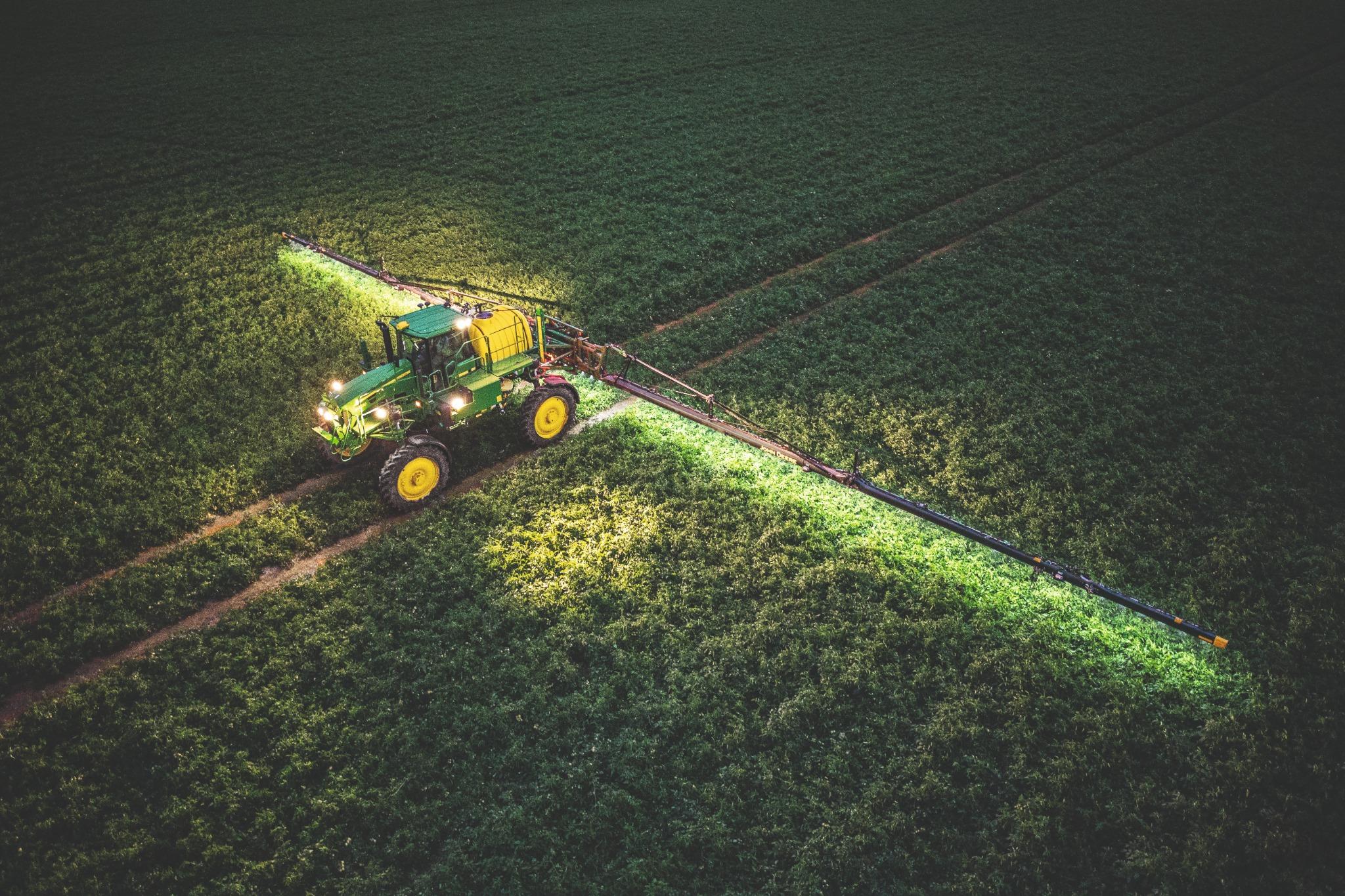 PULVERIZADORES SÉRIE M4000 OPERAÇÃO E AJUSTES